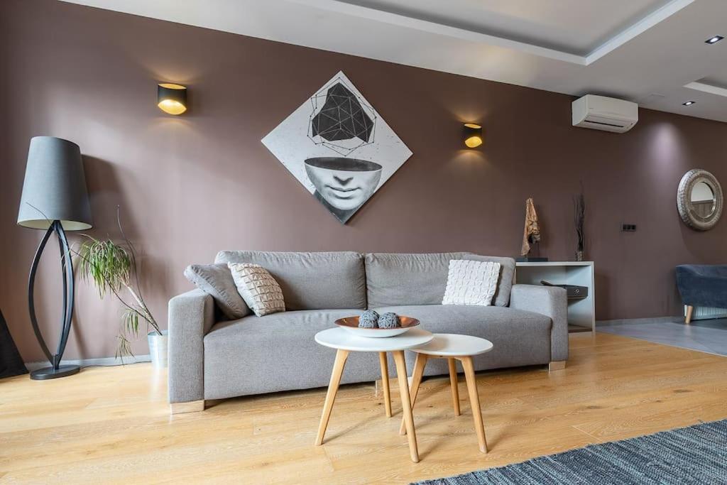 Midtown Artistic Apartment Budapest